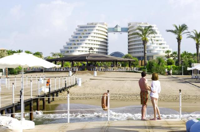 Miracle-2014-beach.JPG