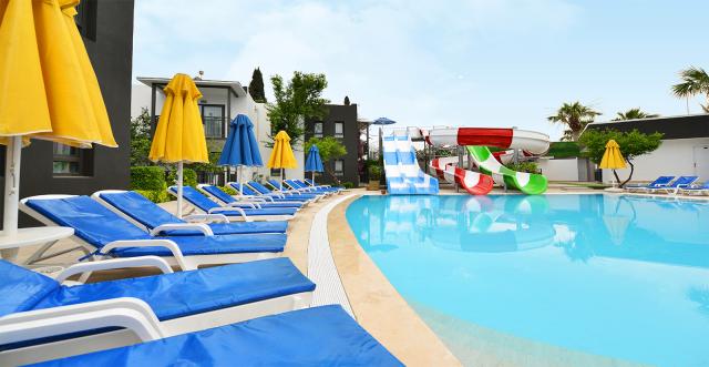 Bitez Garden Life-pool 1 (9)