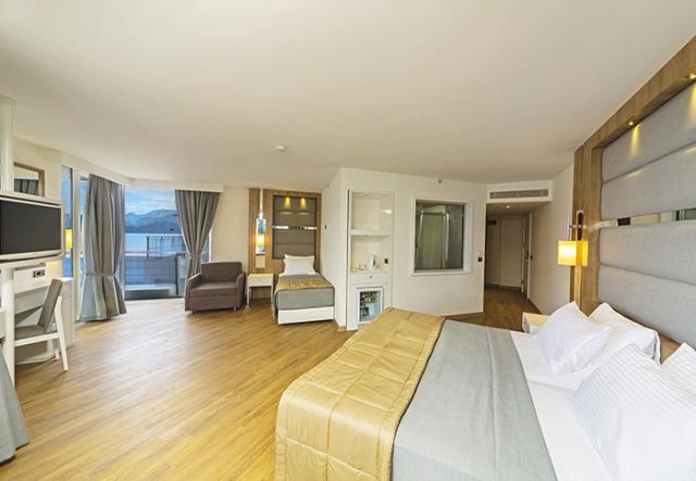 Poseidon Club rooms (2)