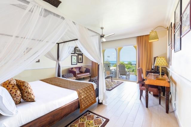 Riu Palace Zanzibar 7 CYJSuit (2)