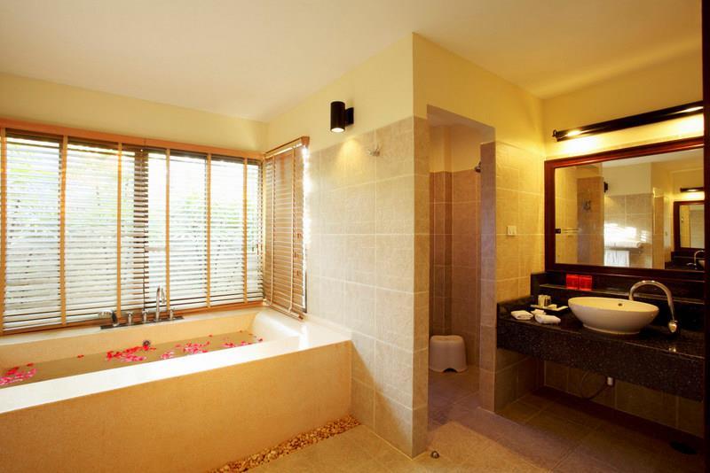 Thajsko-Centara-Seaview-pool-villa-16105