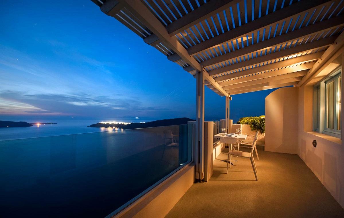 andromeda-santorini r6 dbl suite3