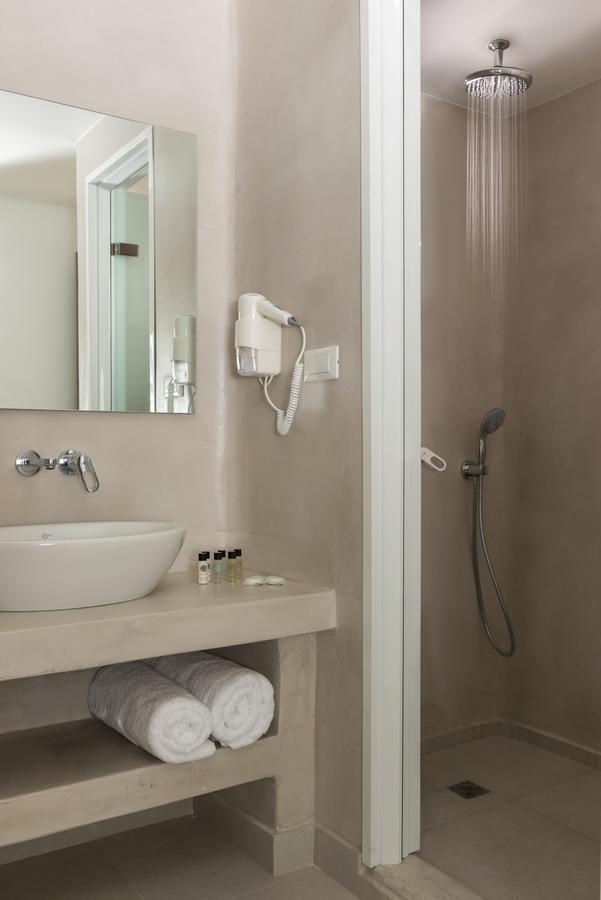 Strogoli hotel ext 3 (10)
