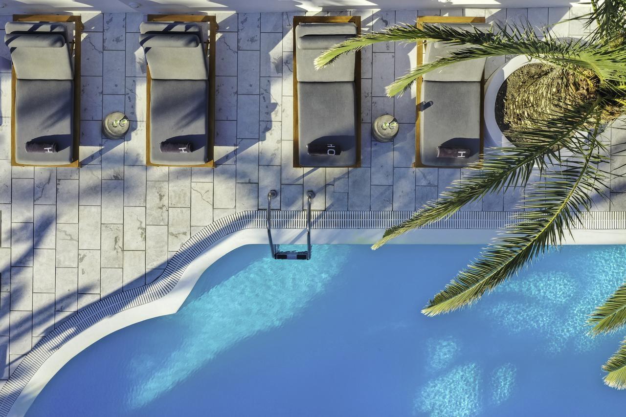 Strogili hotel ext 1 (8)
