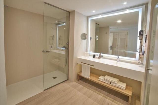 Bahia Principe Luxury Ambar 8 (6)