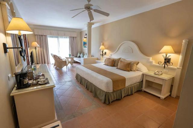 Bahia Principe Grand Turquesa 5 (1)
