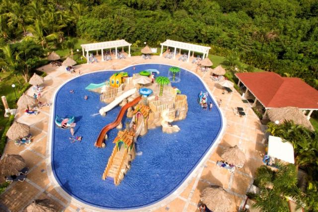 Bahia Principe Grand Turquesa 1 (2)