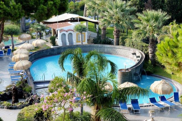 PiscinaChioscoBarFG