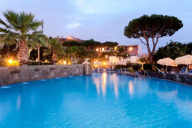 PiscinaNotteFG