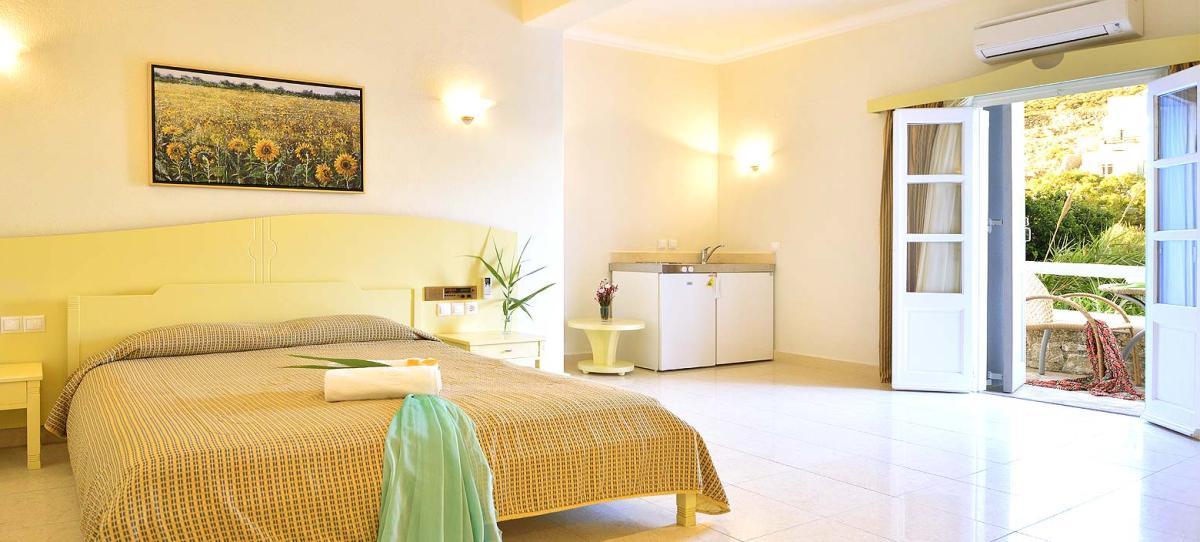 Petinos hotel