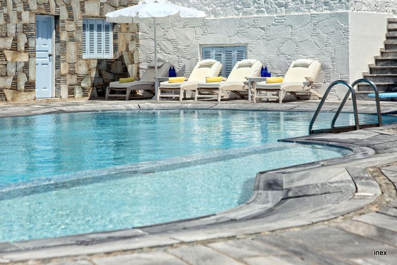 Petinos hotel