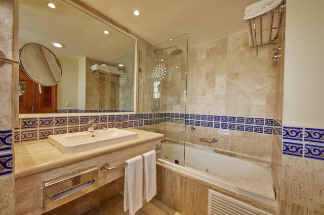 Bahia Principe Luxury Akumal 7 (4)