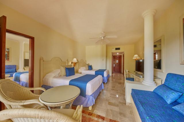 Bahia Principe Luxury Akumal 10 (1)