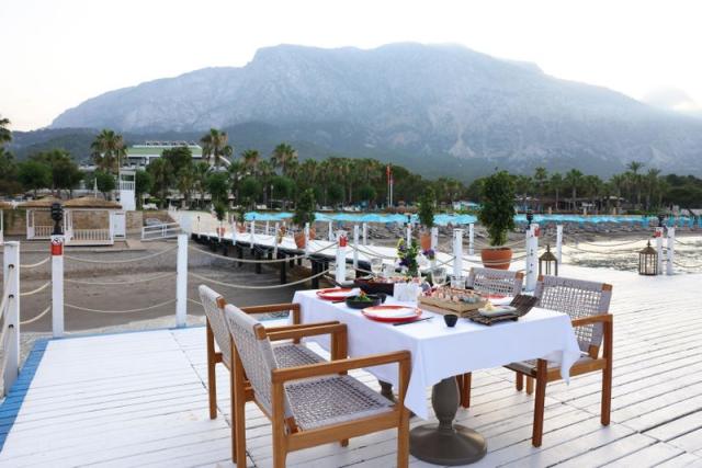 115-R-restaurant_113885264