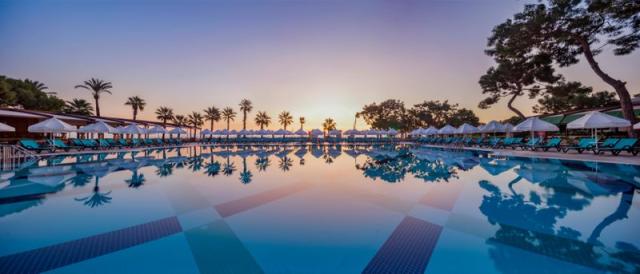 034-P-pool_113446262