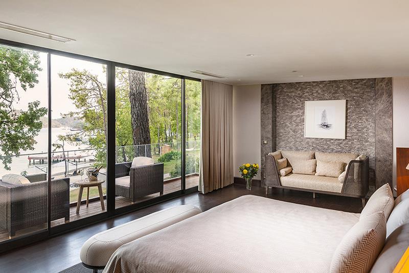 04executive_villa_1.JPG