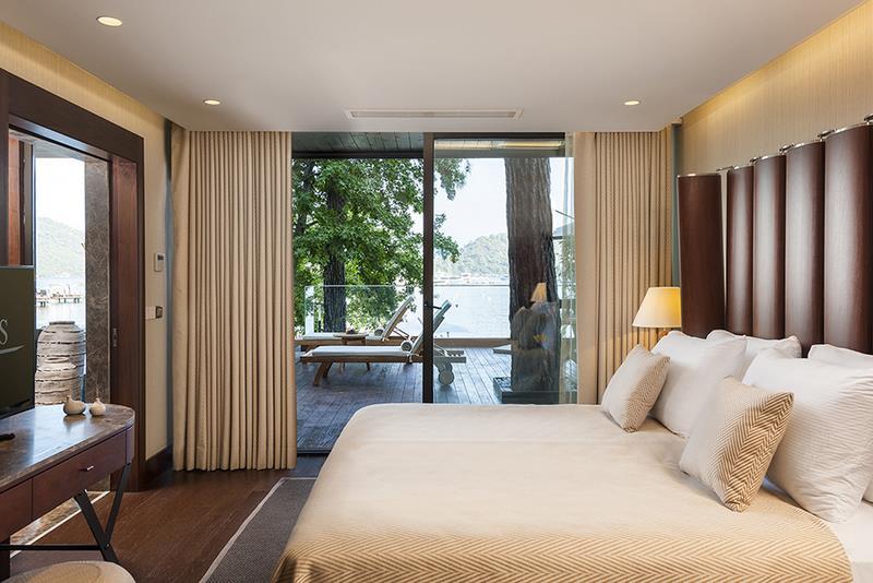 012executive_villa_bg_1.JPG