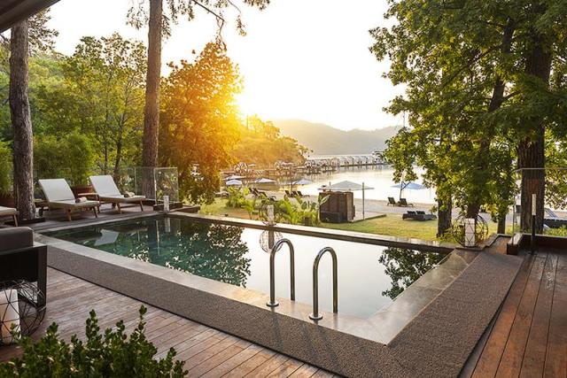 06executive_villa_3.JPG