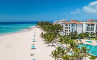 Sandals Royal