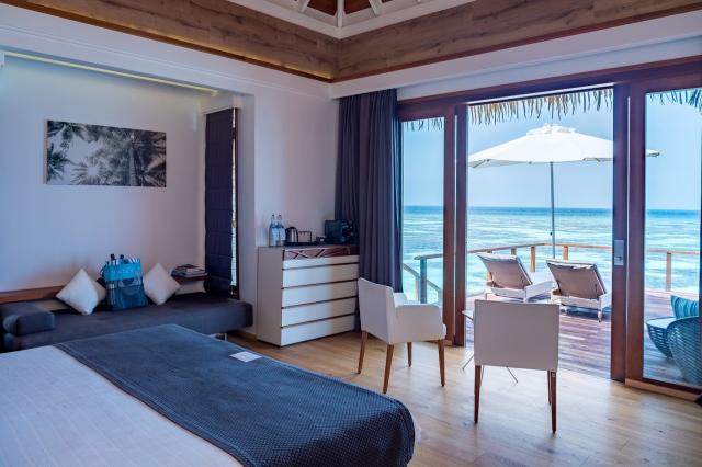 Kandolhu Maldives 10-OV (2)
