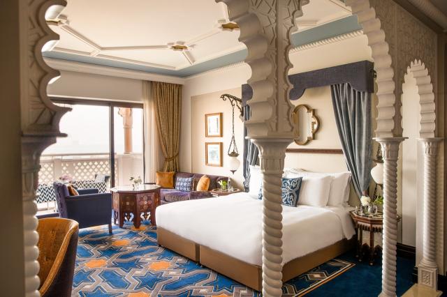 Jumeirah Al Qasr 10 DLX (2)