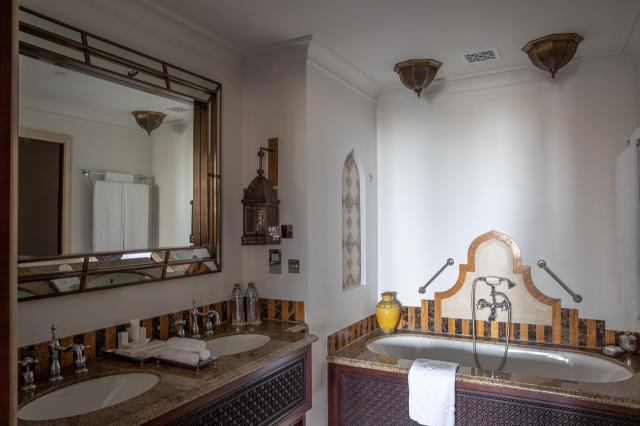 Jumeirah Al Qasr 10 DLX (3)