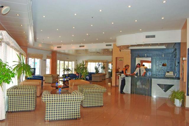 Reception-01