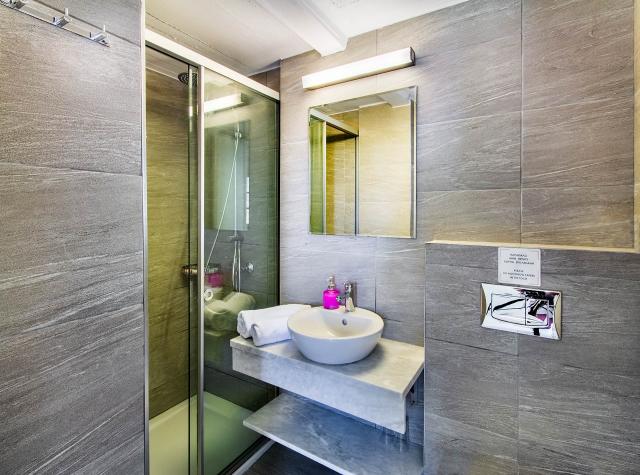 Nefeli rooms (13)
