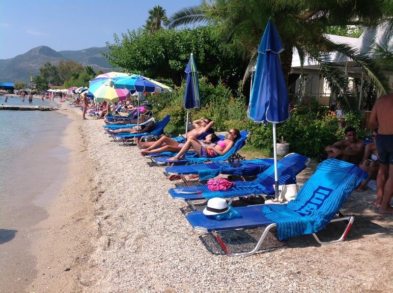 Paradise_Beach_1729.JPG