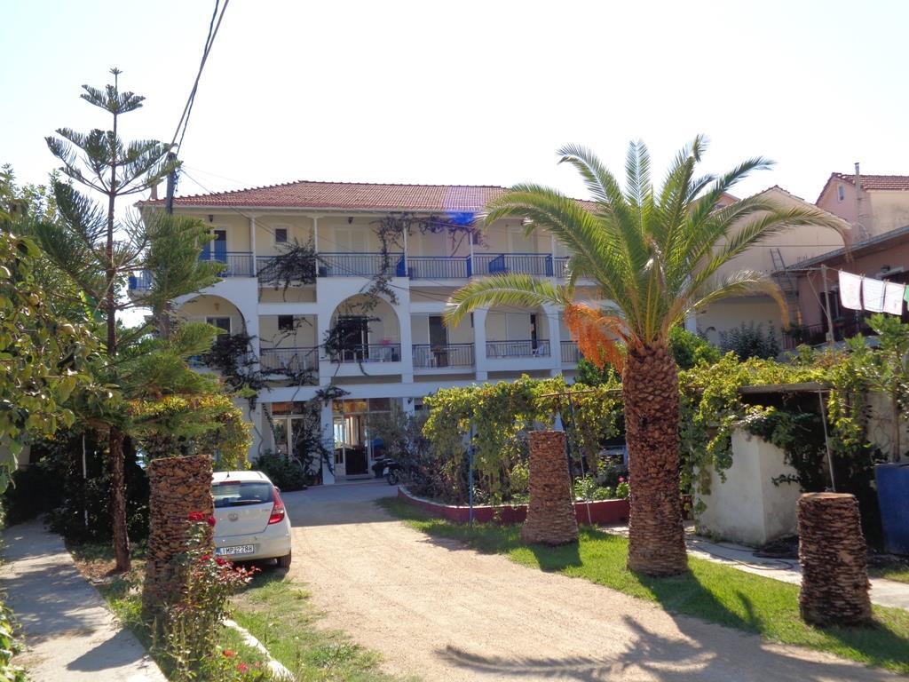 Paradise_Beach_1710.JPG