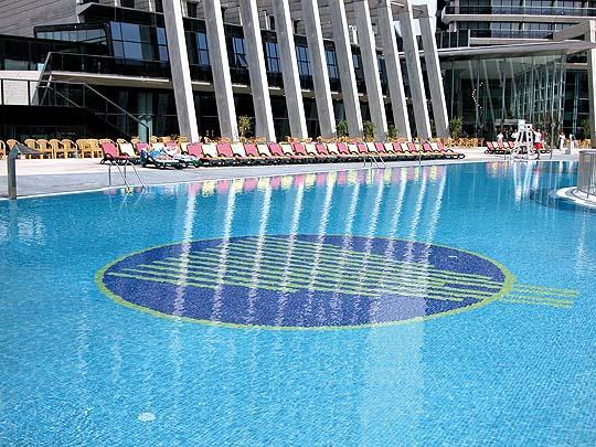 Spanelsko-Gran-Hotel-Bali-bazen-910