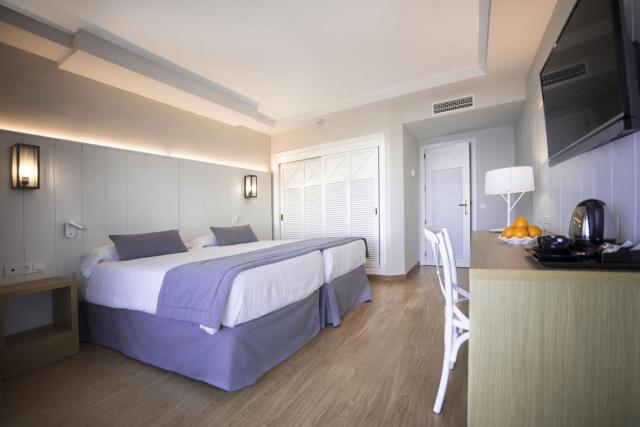 ROOM_035_large