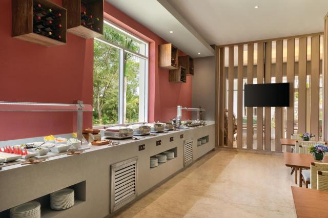 Hilton La Romana interiors (14)