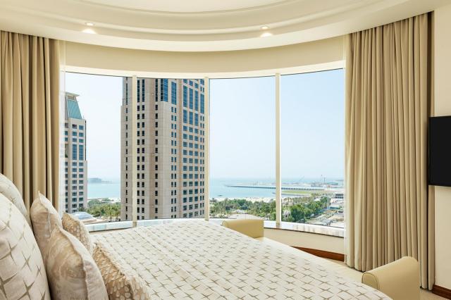 Grosvenor House 8 suites (8)