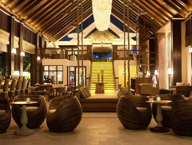 lobby (3)