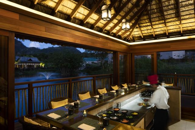 restaurants (9)