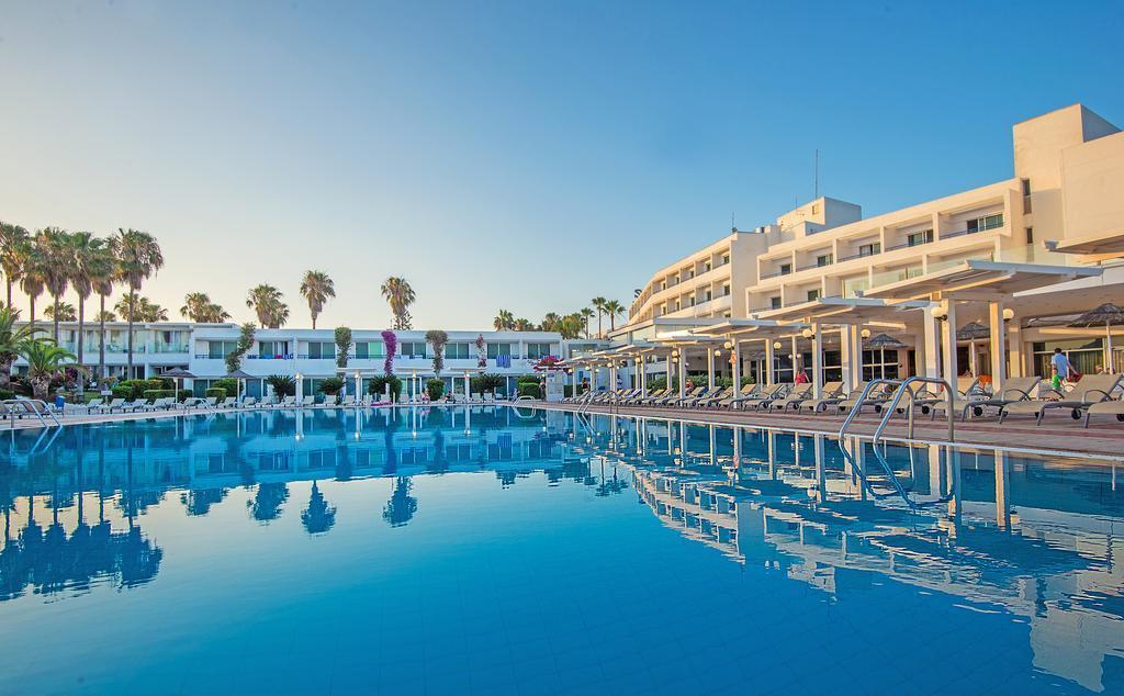 the dome beach main (1)