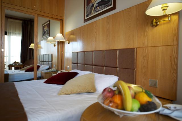 adams room 1