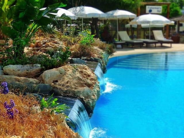 grecian bay ext 4 (3)