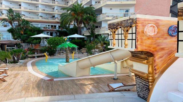 AlbaSelleqtta_2021_splash-001