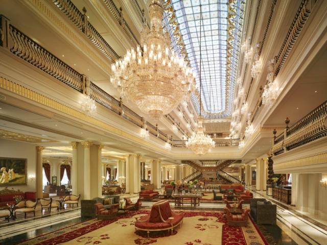 Titanic  Lobby
