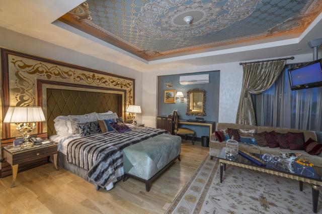 Titanic Mardan Palace Presidential Suite (17).JPG