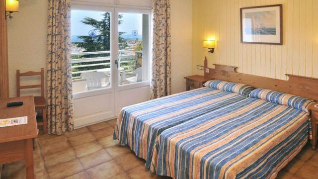CostaBrava-Tossa-Neptuno-2016-room-021