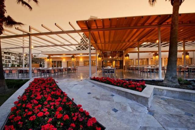 Turecko-Barut-Lara-main-restaurant-15100