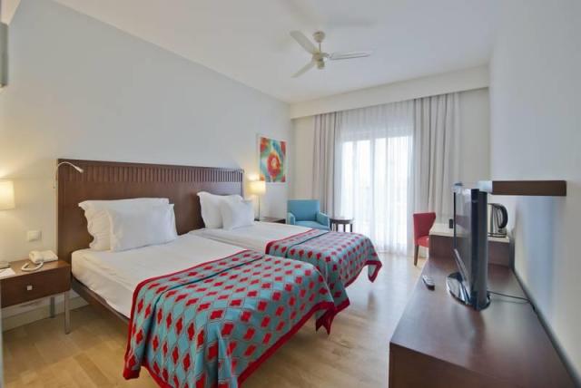 Turecko-Barut-Lara-standard-room-1530
