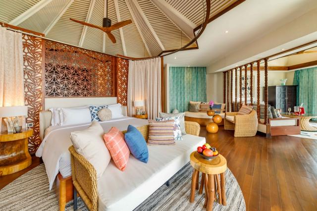 OZEN Reserve Bolifushi 13 WV (3)