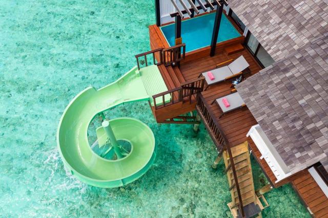 OZEN Life Maadhoo 14 WVillas (1)