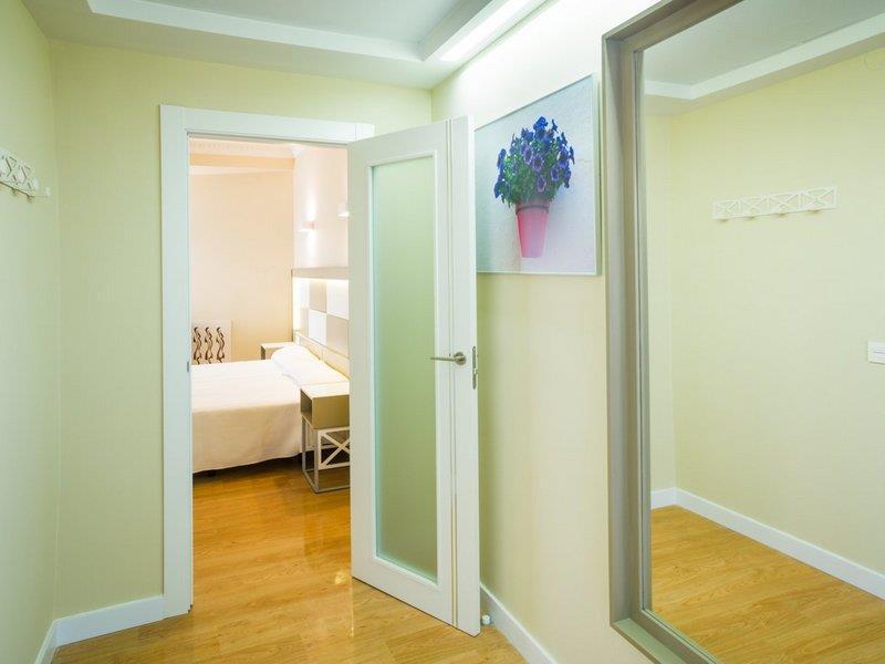 15_Room7