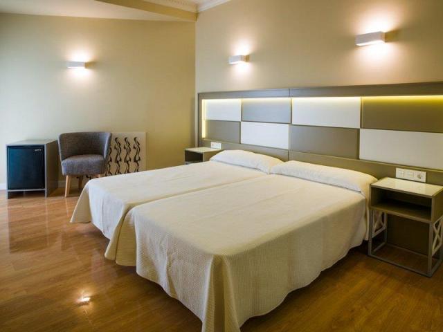 04_Room