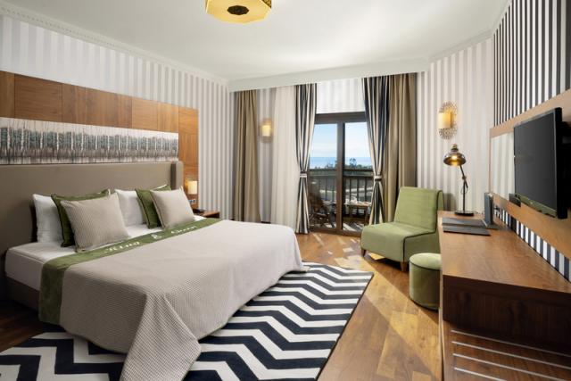 Family Suite 1